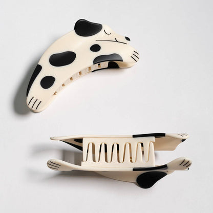 Spotted Puppy Dog Hair Claw